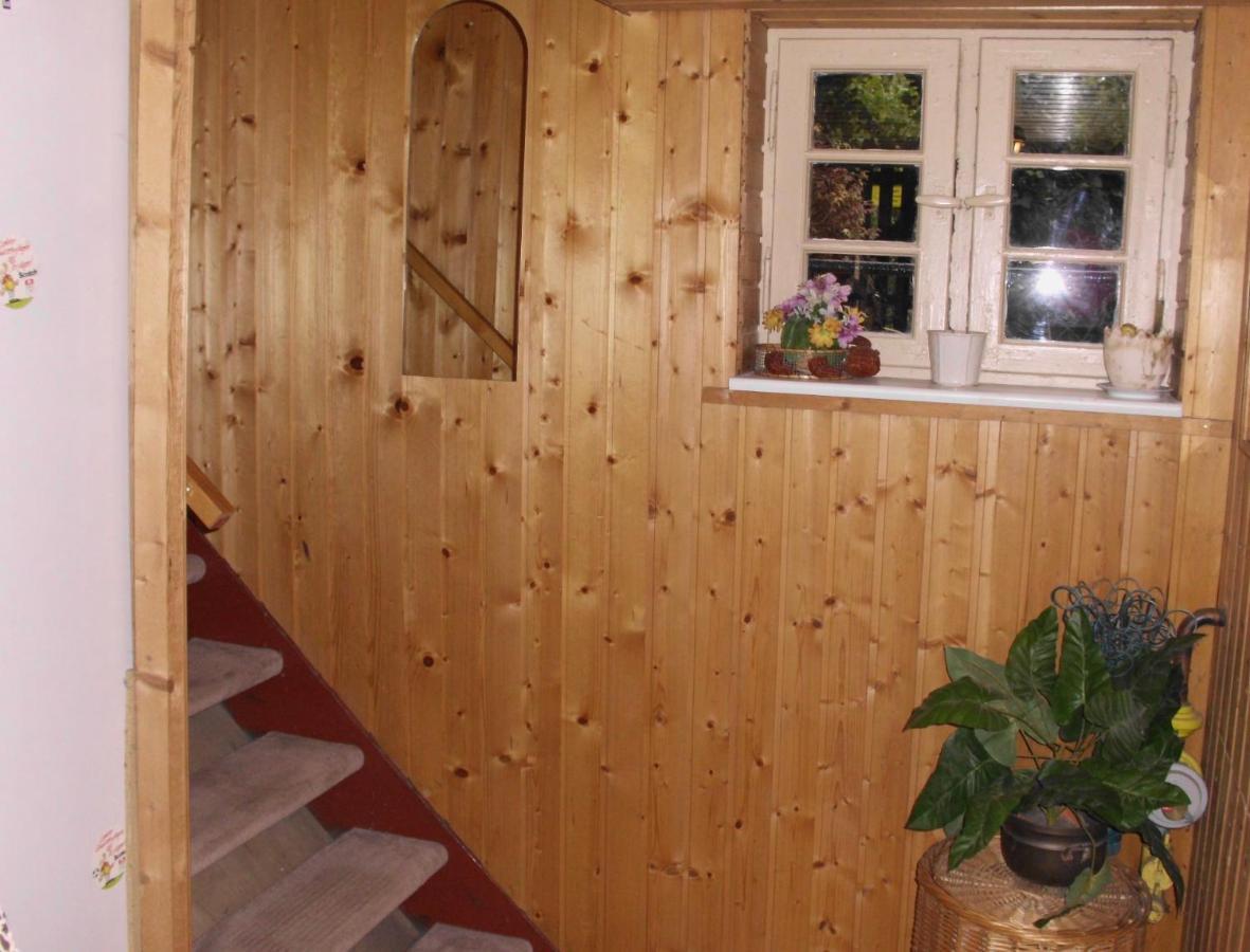 Gemuetliches Zimmer Im Seterant/Untergeschoss Essen Bagian luar foto